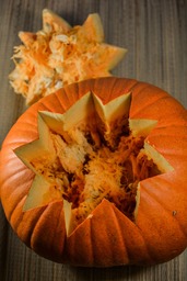 Find the Perfect Halloween Background: Free Download Pumpkin and Halloween Backgrounds in JPG Format for Graphic Design and Social Media Pages!