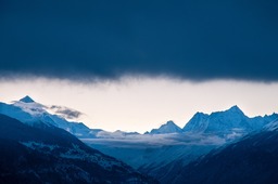 Free download stunning winter backgrounds and images of the Alps, mountains, and peaks