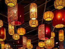 Free Downloadable Abstract Lamps and Lanterns Wallpaper for Graphic Design and Web Styling