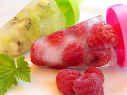 Free Summer Backgrounds with Ice Cream, Raspberries, and Kiwi - Download Now for Graphics and Web Design