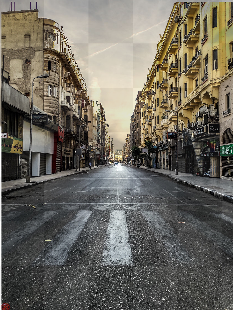 Explore the World of Architecture and Cityscapes: Free Download Buildings, Avenues, and Backgrounds in JPG Format