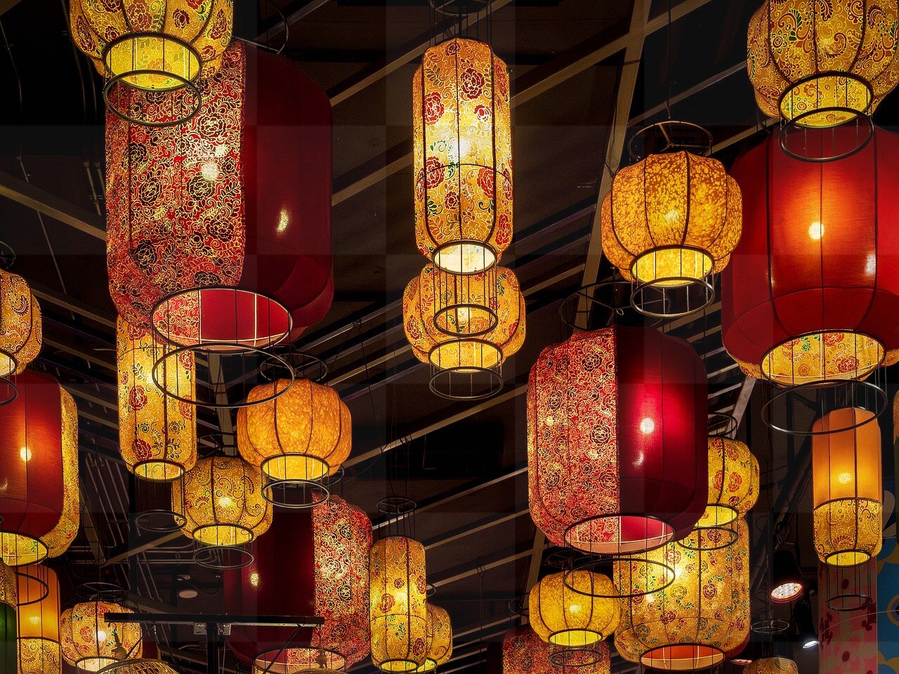 Free Downloadable Abstract Lamps and Lanterns Wallpaper for Graphic Design and Web Styling
